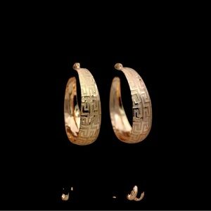 * New Luxury 18k Gold Hoop Round Earrings